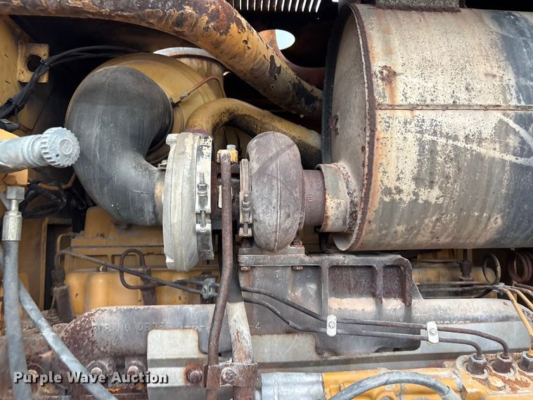 image for item FI0204 1996 Caterpillar 14H motor grader