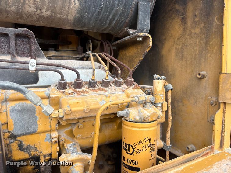image for item FI0204 1996 Caterpillar 14H motor grader