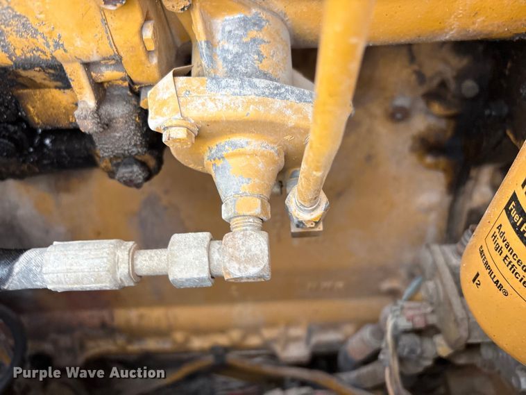 image for item FI0204 1996 Caterpillar 14H motor grader