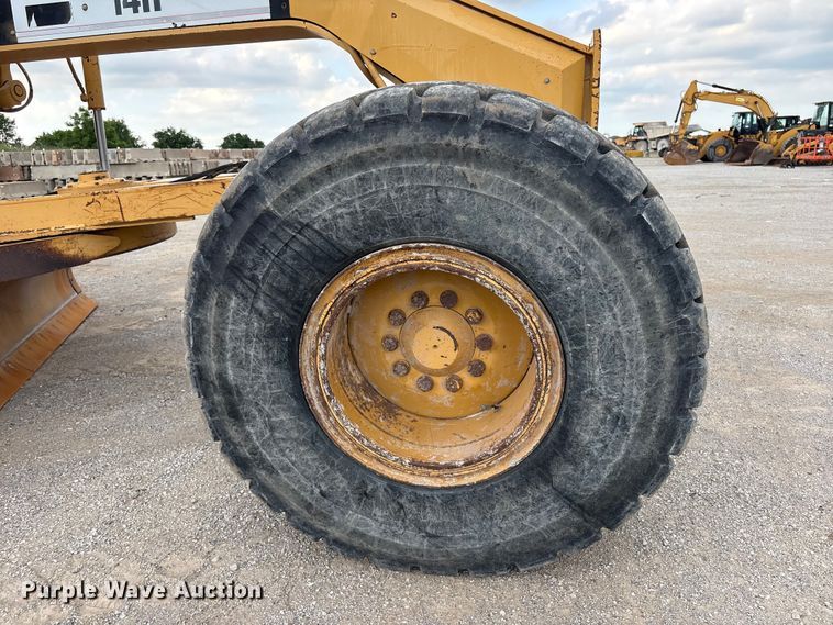 image for item FI0204 1996 Caterpillar 14H motor grader