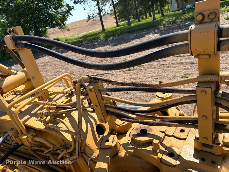 image for item FK0183 1987 Caterpillar 621E scraper