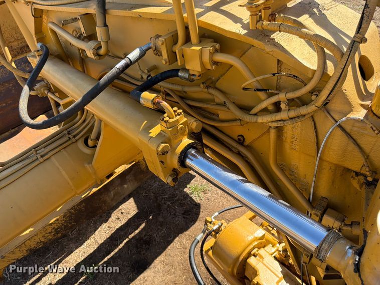 image for item FK0183 1987 Caterpillar 621E scraper