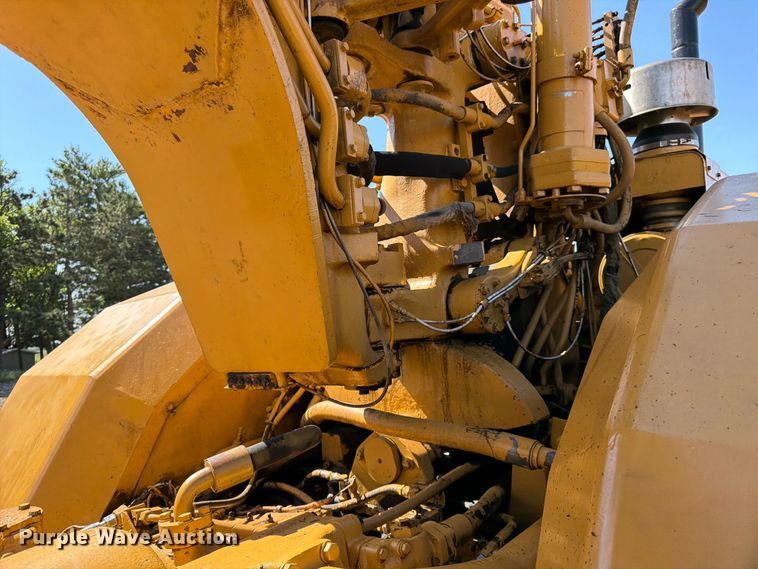 image for item FK0183 1987 Caterpillar 621E scraper