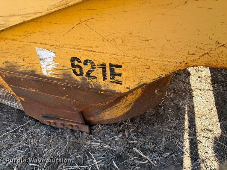 image for item FK0183 1987 Caterpillar 621E scraper