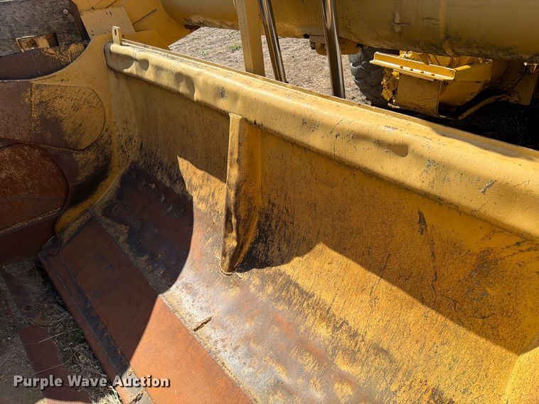 image for item FK0183 1987 Caterpillar 621E scraper