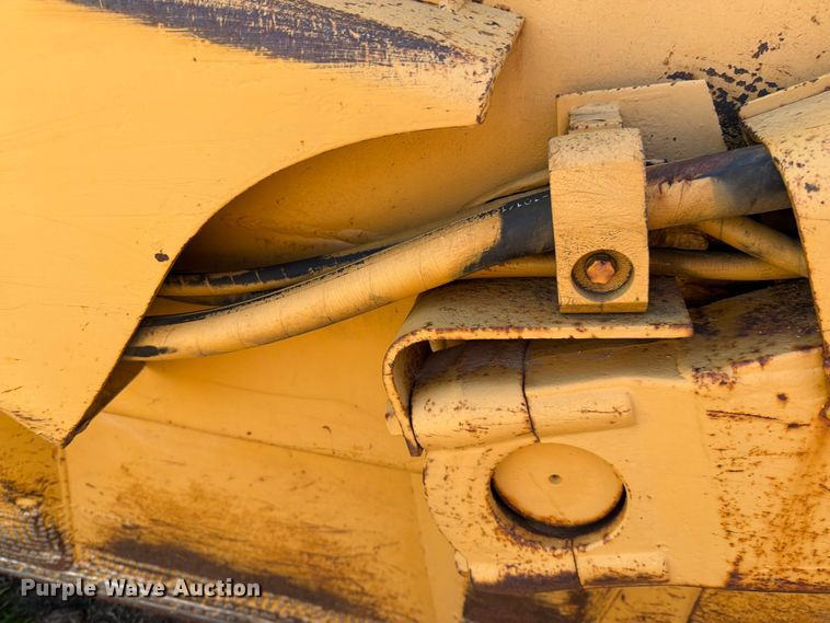 image for item FK0183 1987 Caterpillar 621E scraper