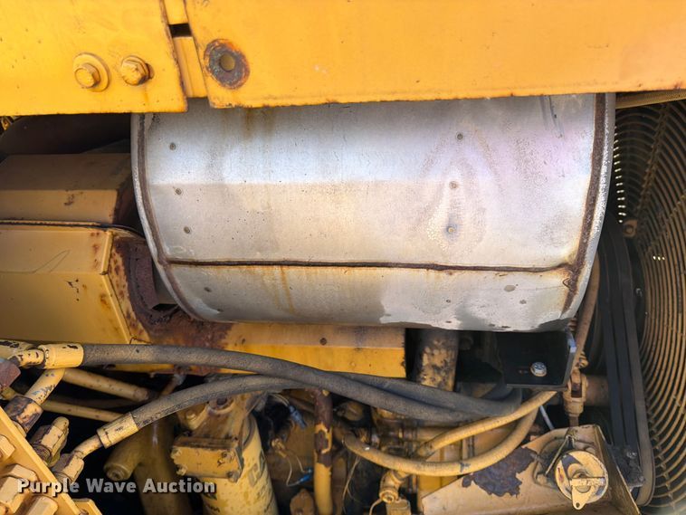 image for item FK0183 1987 Caterpillar 621E scraper
