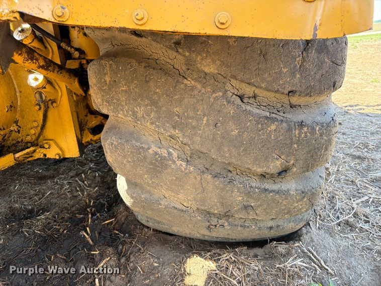 image for item FK0183 1987 Caterpillar 621E scraper