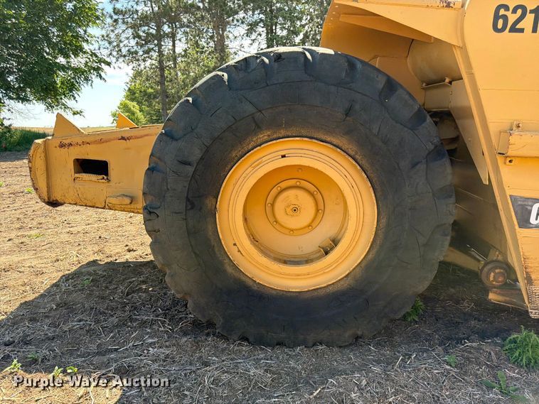 image for item FK0183 1987 Caterpillar 621E scraper