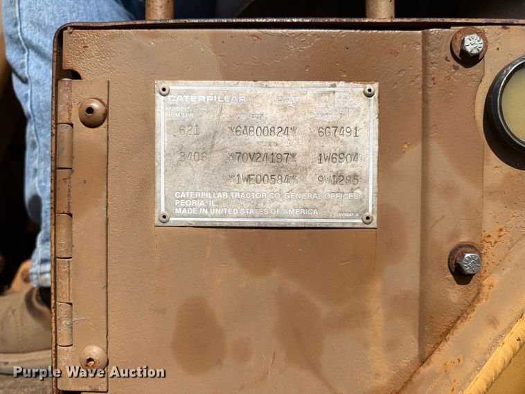 image for item FK0183 1987 Caterpillar 621E scraper