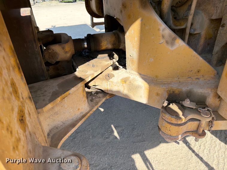 image for item FK0204 1990 Caterpillar 950F wheel loader
