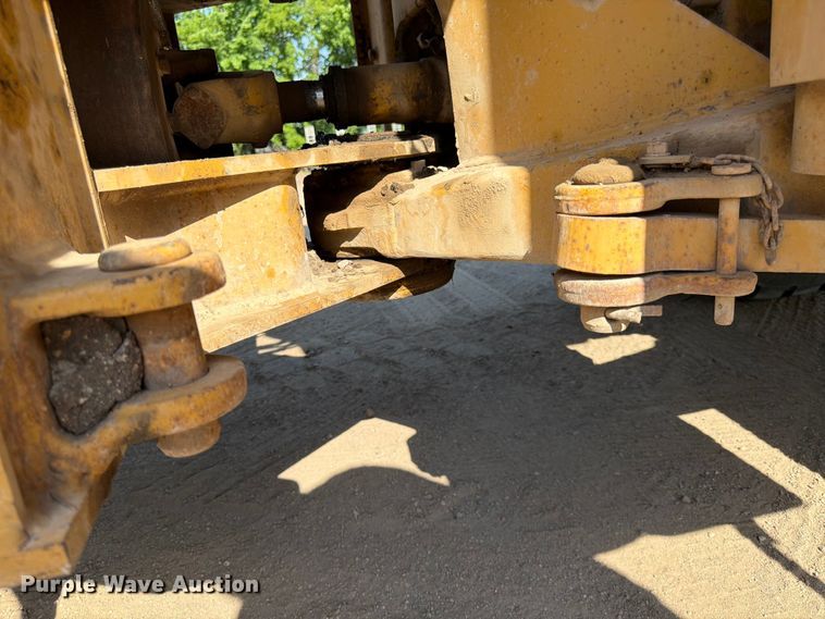 image for item FK0204 1990 Caterpillar 950F wheel loader