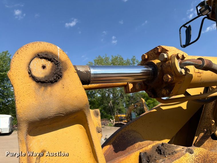 image for item FK0204 1990 Caterpillar 950F wheel loader