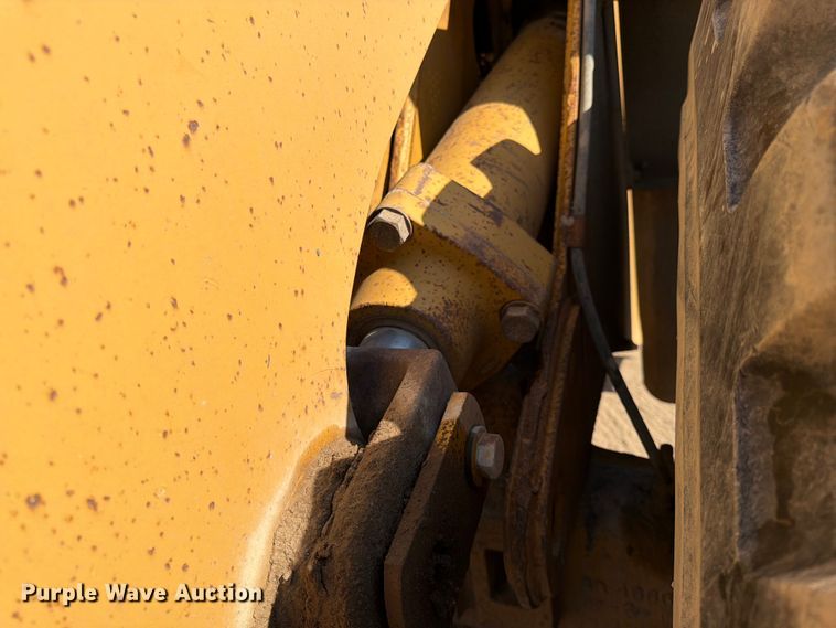 image for item FK0204 1990 Caterpillar 950F wheel loader