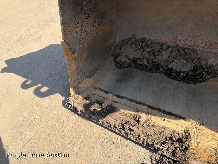 image for item FK0204 1990 Caterpillar 950F wheel loader