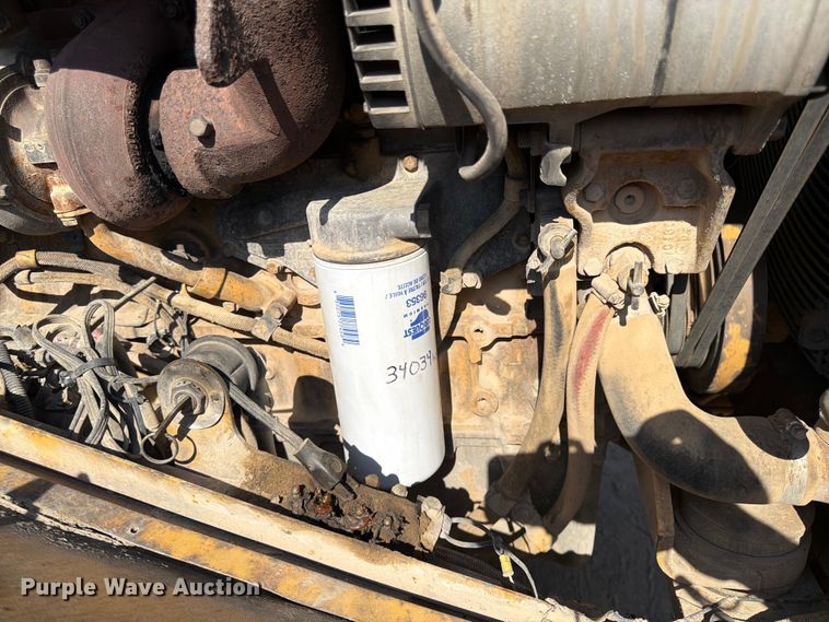image for item FK0204 1990 Caterpillar 950F wheel loader