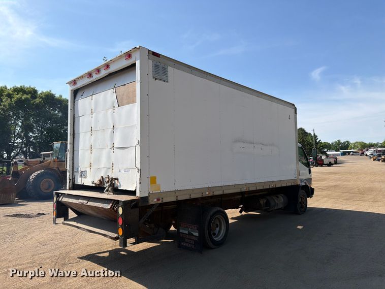 image for item FK0205 1999 Mitsubishi Fuso FH211 box truck