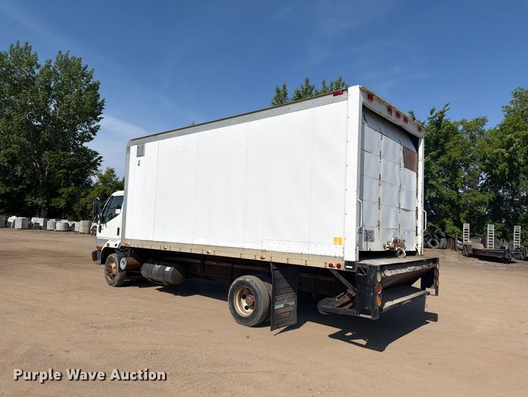 image for item FK0205 1999 Mitsubishi Fuso FH211 box truck