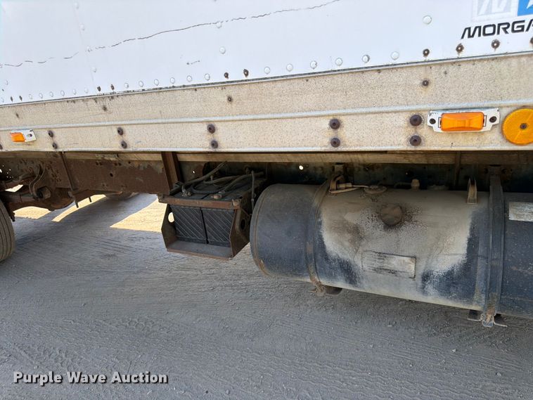 image for item FK0205 1999 Mitsubishi Fuso FH211 box truck