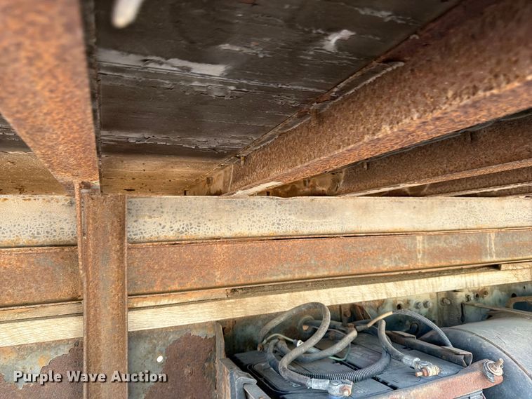 image for item FK0205 1999 Mitsubishi Fuso FH211 box truck