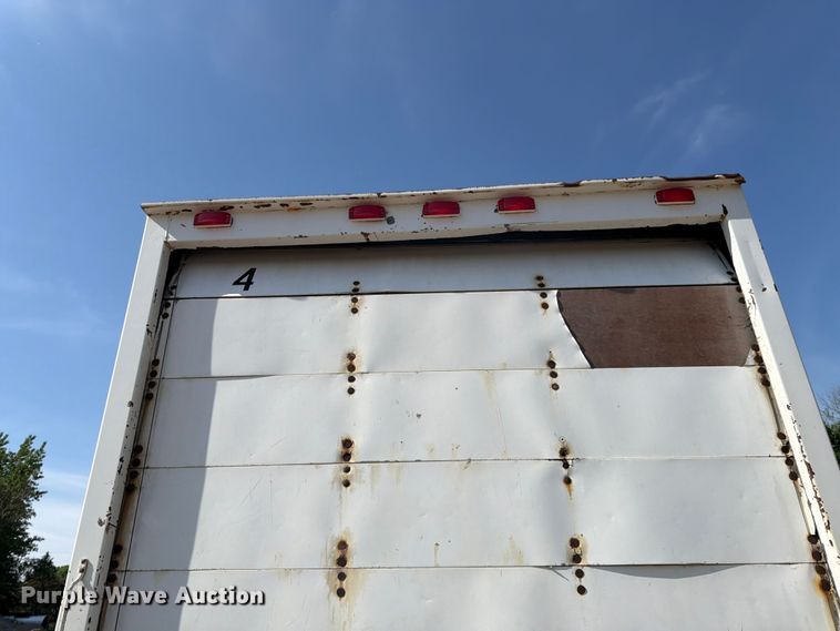 image for item FK0205 1999 Mitsubishi Fuso FH211 box truck