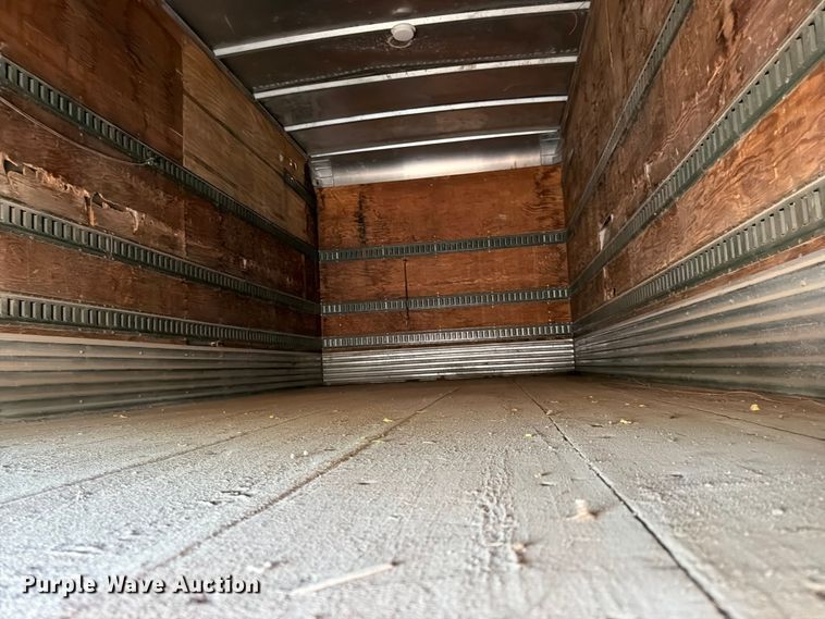 image for item FK0205 1999 Mitsubishi Fuso FH211 box truck