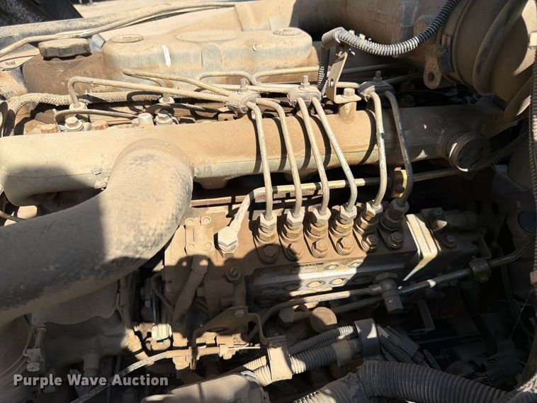image for item FK0205 1999 Mitsubishi Fuso FH211 box truck