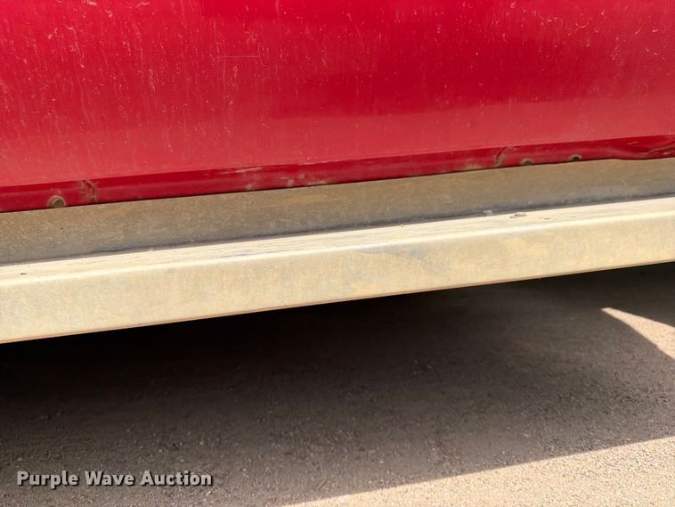 image for item FK0211 2004 Ford F350 Super Duty Crew Cab flatbed pickup truck