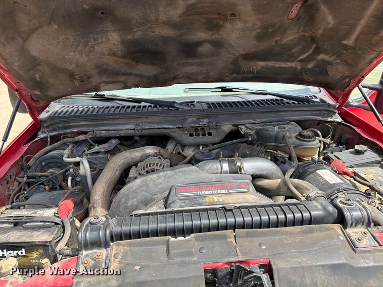 image for item FK0211 2004 Ford F350 Super Duty Crew Cab flatbed pickup truck