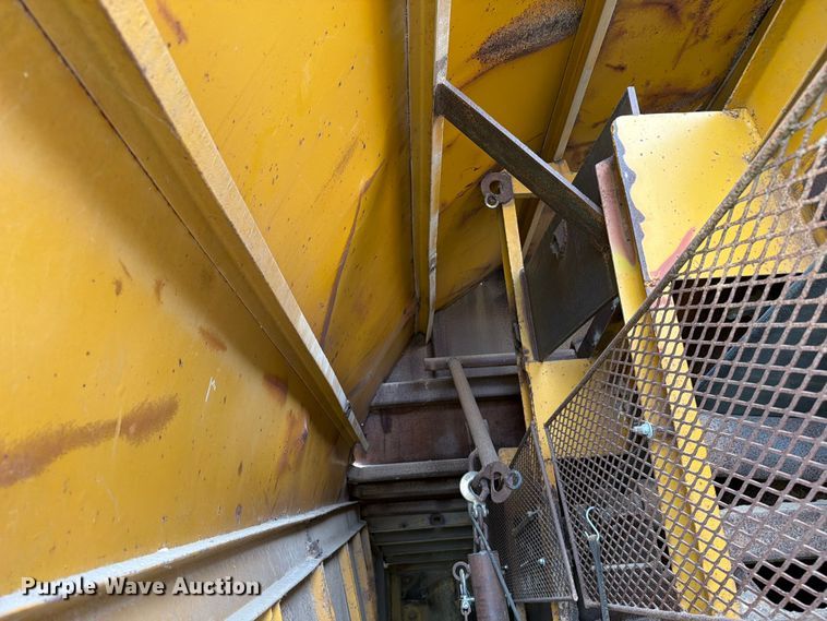 image for item FK0214 Conveyor dozer trap conveyor