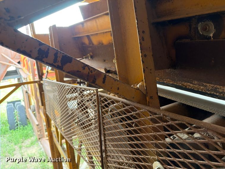 image for item FK0214 Conveyor dozer trap conveyor