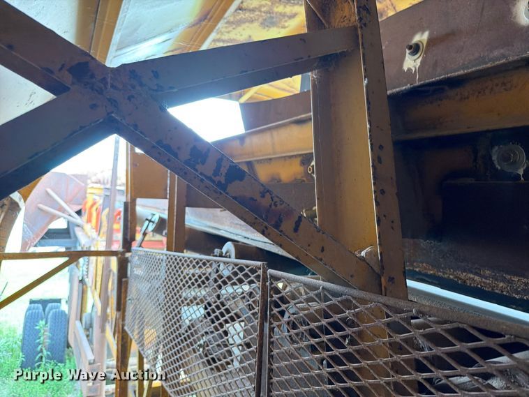 image for item FK0214 Conveyor dozer trap conveyor