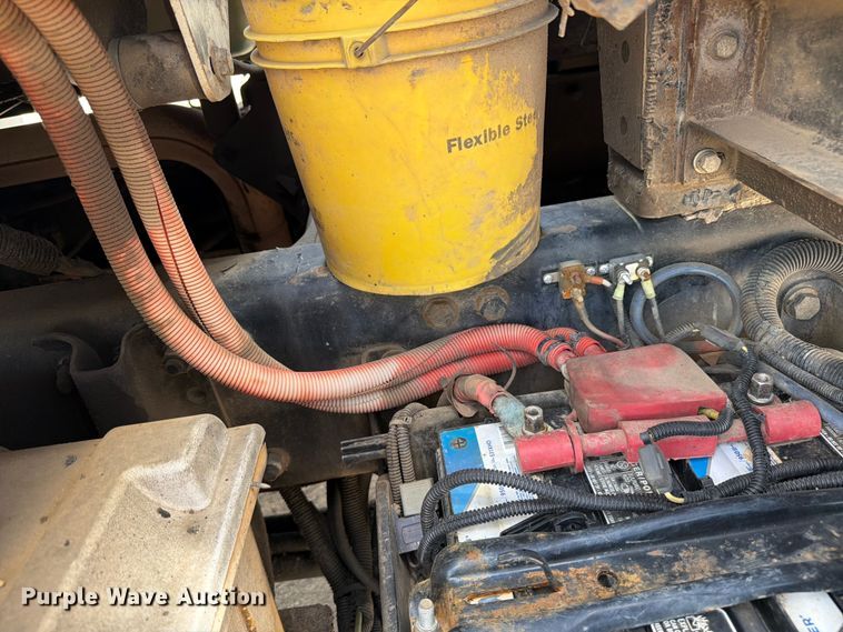 image for item FK0224 2006 Freightliner Business Class M2 oil distributor truck