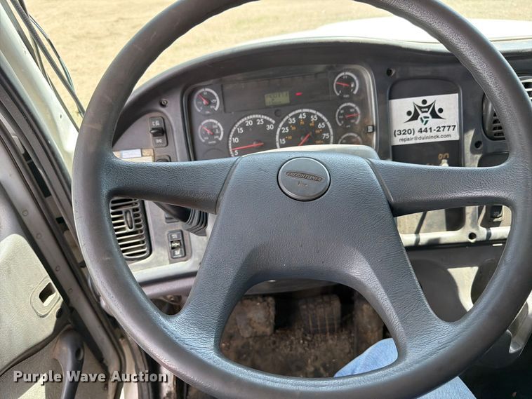 image for item FK0224 2006 Freightliner Business Class M2 oil distributor truck