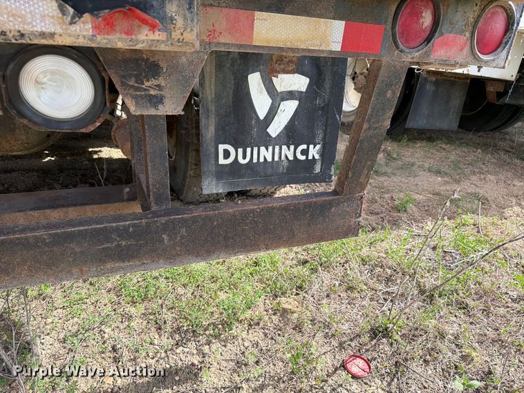 image for item FK0226 1991 Ford LT8000 tank truck