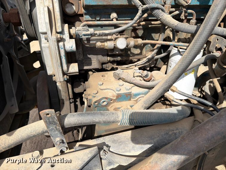 image for item FK0229 1998 International 4700 utility / service truck