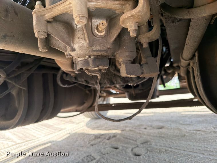 image for item FK0230 1984 International 2575 tank truck