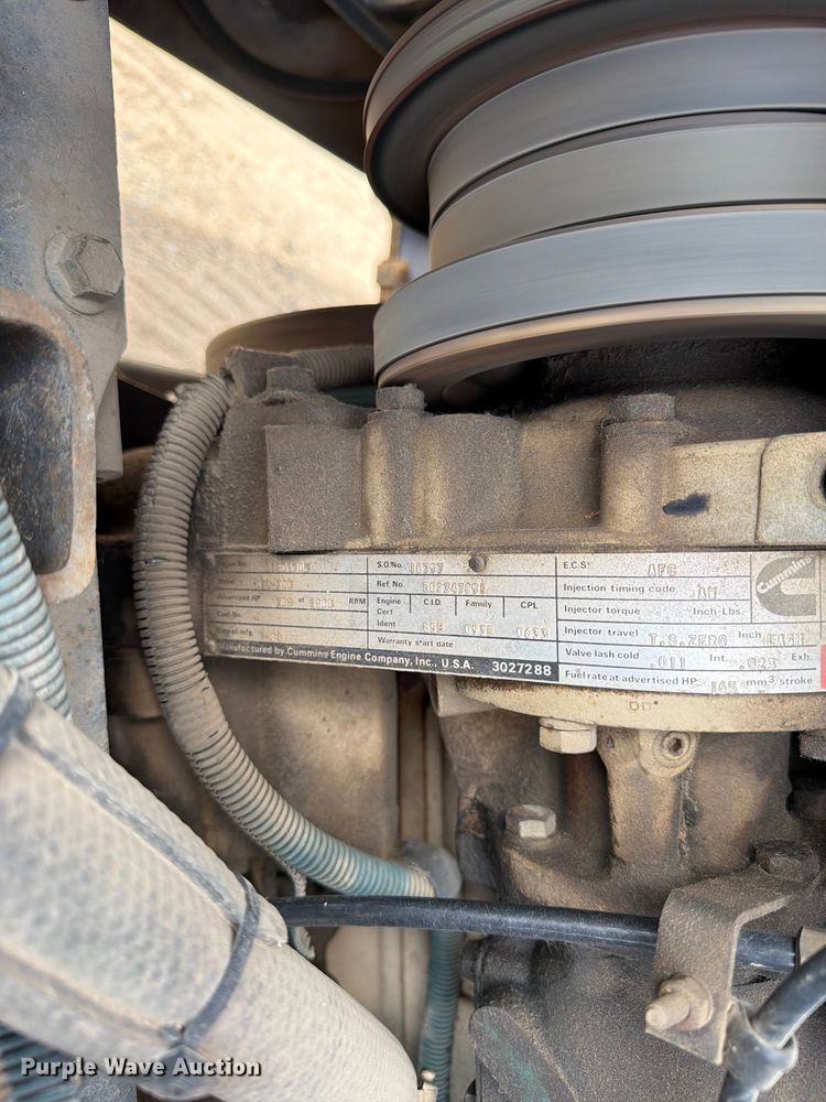 image for item FK0230 1984 International 2575 tank truck