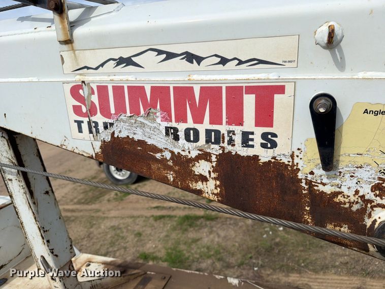 image for item FK0232 2007 International 4200 utility / service truck