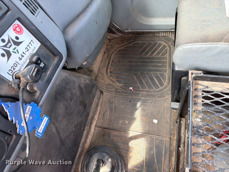 image for item FK0232 2007 International 4200 utility / service truck