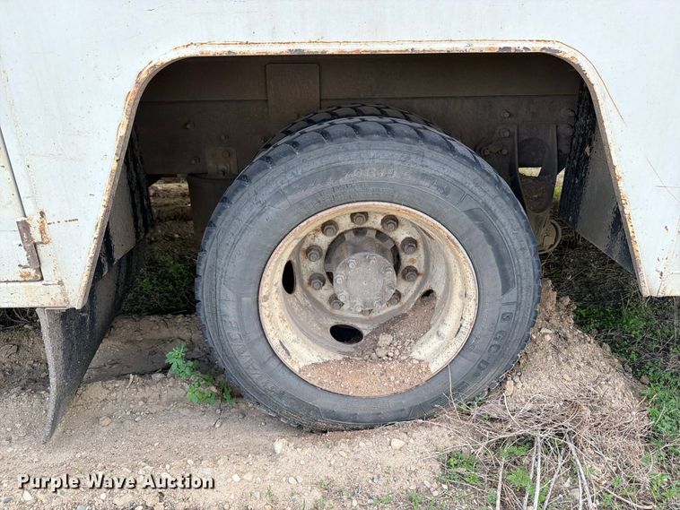 image for item FK0232 2007 International 4200 utility / service truck