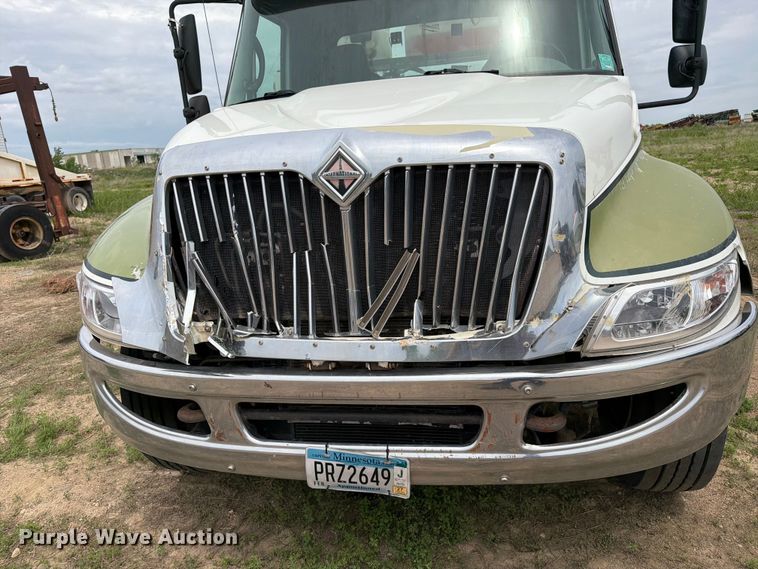 image for item FK0234 2007 International 4200 utility / service truck