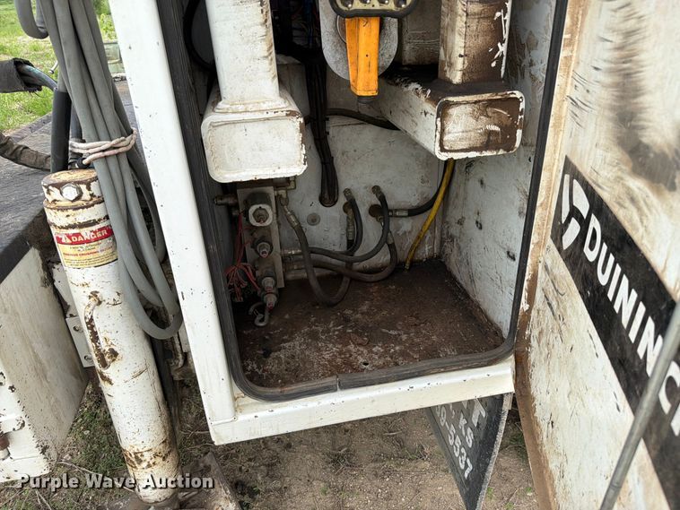 image for item FK0234 2007 International 4200 utility / service truck