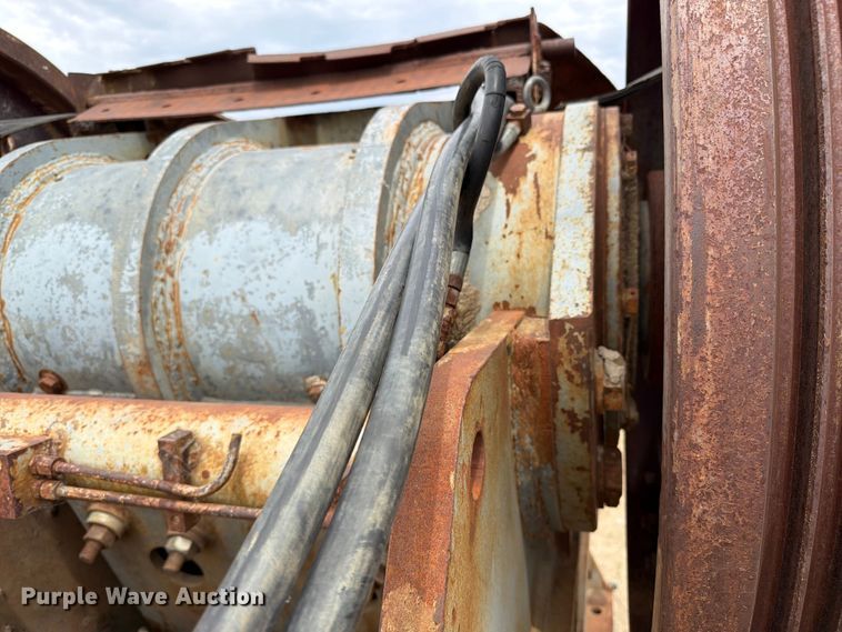 image for item FK0237 2003 Trio jaw crusher