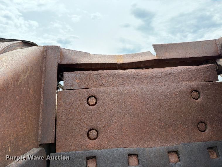image for item FK0237 2003 Trio jaw crusher