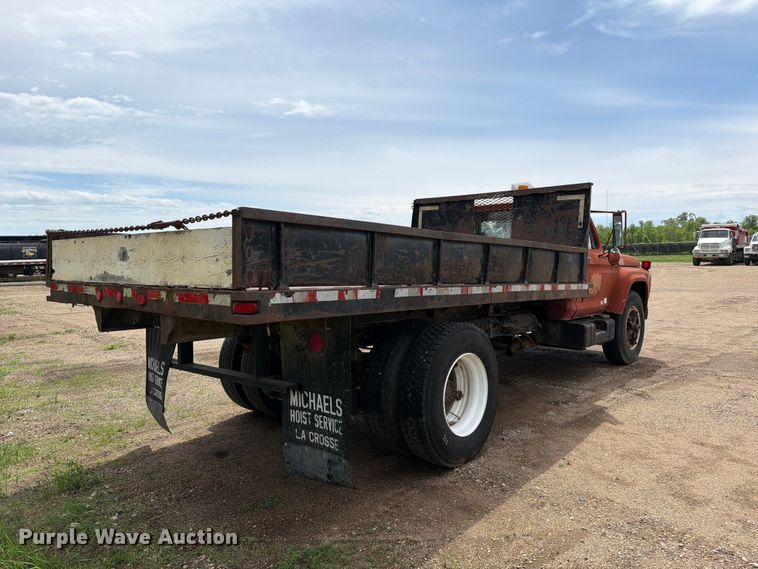 image for item FK0241 1976 Ford Custom Cab flatbed truck