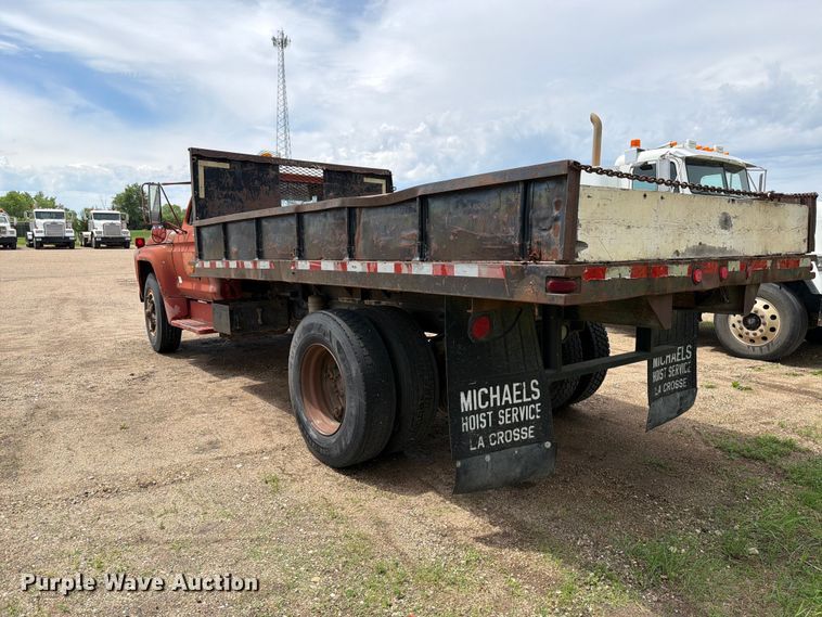 image for item FK0241 1976 Ford Custom Cab flatbed truck