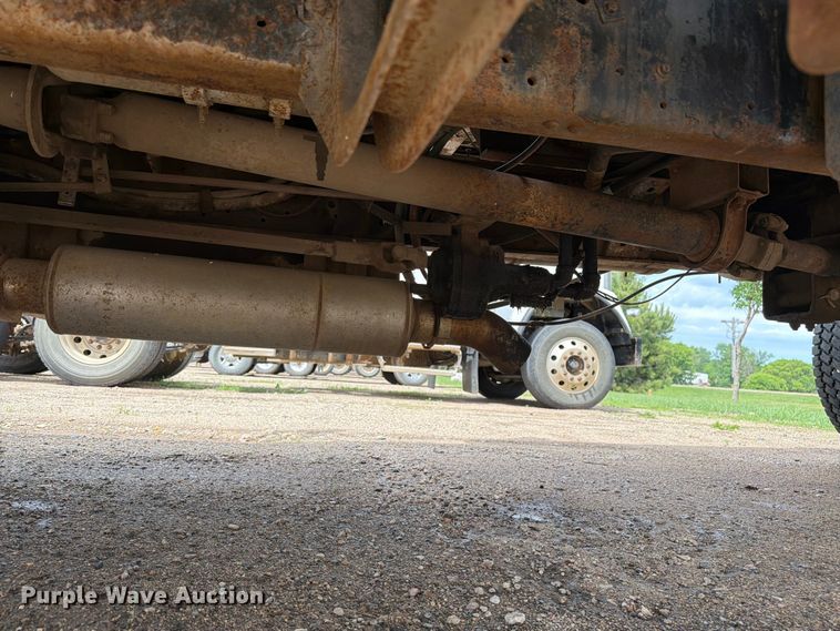 image for item FK0241 1976 Ford Custom Cab flatbed truck