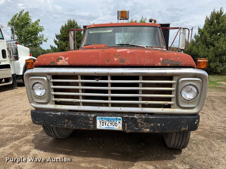 image for item FK0241 1976 Ford Custom Cab flatbed truck