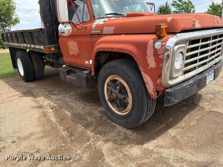 image for item FK0241 1976 Ford Custom Cab flatbed truck